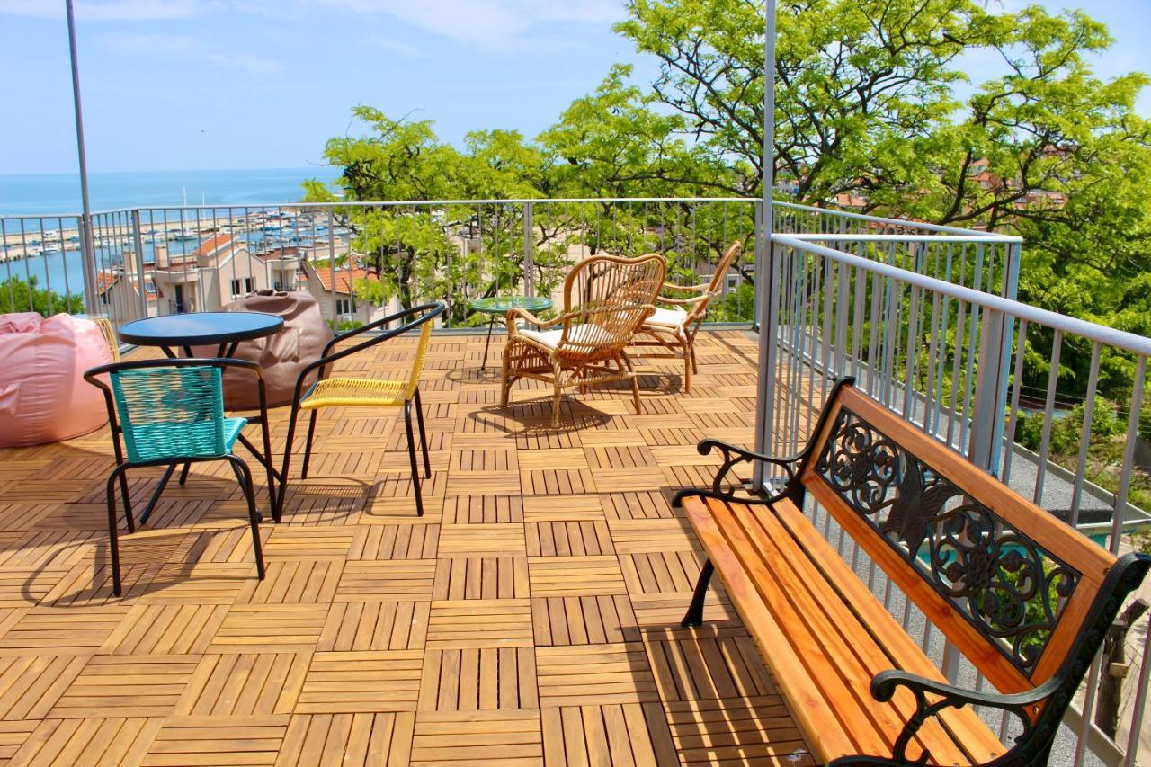 切尔诺莫雷茨 Sunset Art Beach Front酒店 外观 照片
